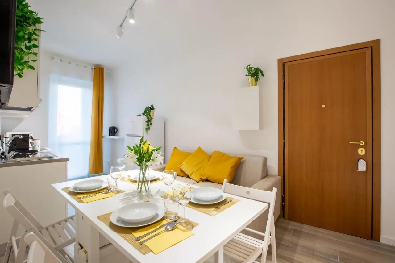 Milano City Apartments - Stylish House Free Wifi-Parking-Airport
